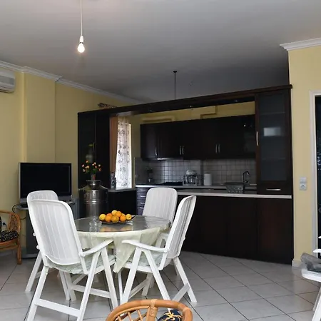 New Central Apartment In Argos Appartement